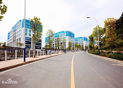 重庆第一财贸学校 重庆第一财贸学校