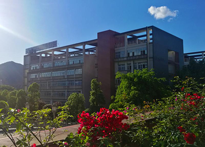 四川希望汽车职业学院 四川希望汽车职业学院