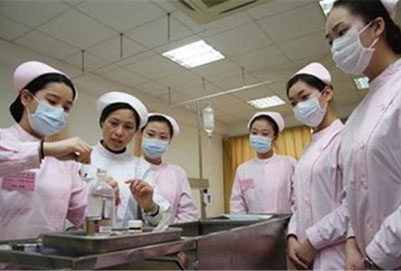 温州2022年女生读卫校学什么好