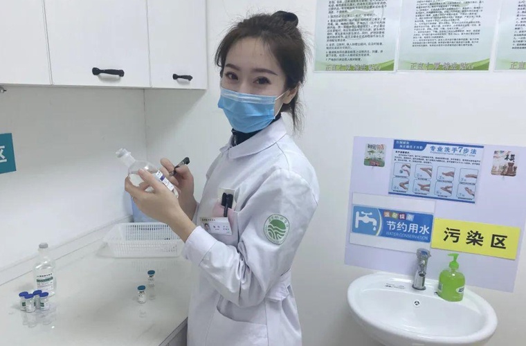 格尔木旅游学校