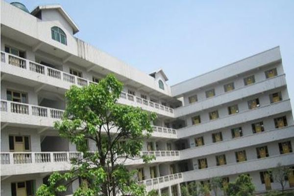 巫山县福田职业高级中学